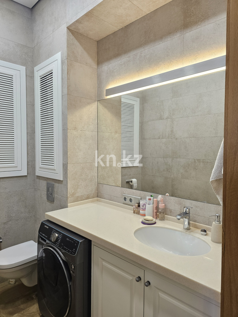 Продажа 3-комнатной квартиры, 81.8 м², мкр-н Гульдер-1, дом  1/4 в Караганде - фото 14