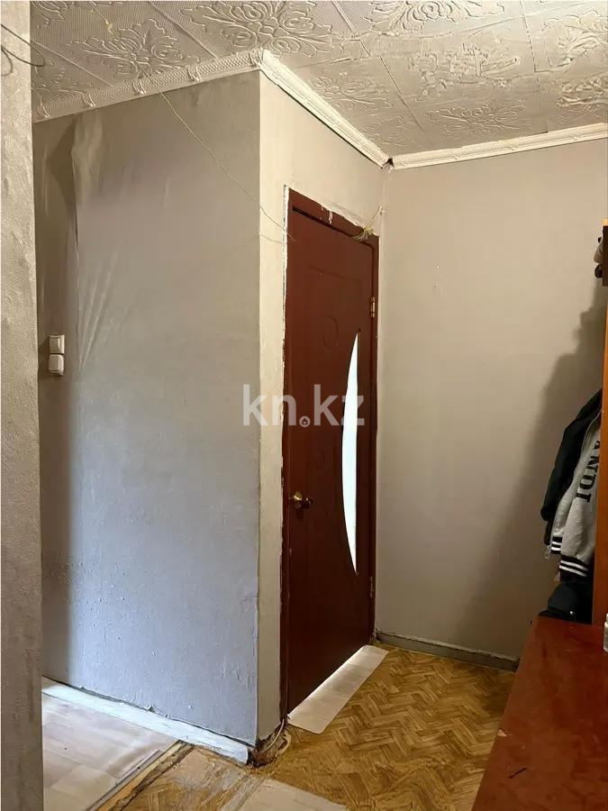 Продажа 3-комнатной квартиры, 49 м², мкр-н 13, дом  31 в Караганде - фото 6