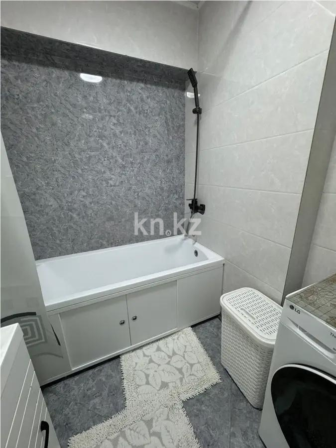 Продажа 3-комнатной квартиры, 74 м², ул. Омарова, дом  89 в Алматы - фото 5