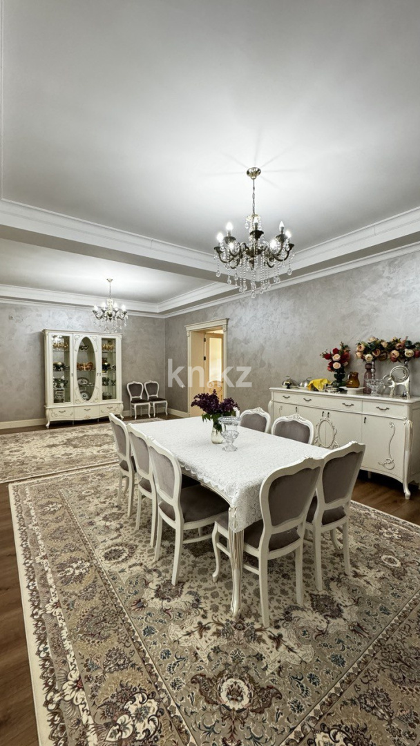 Продажа 7-комнатного дома, 400 м² в Алматы - фото 14