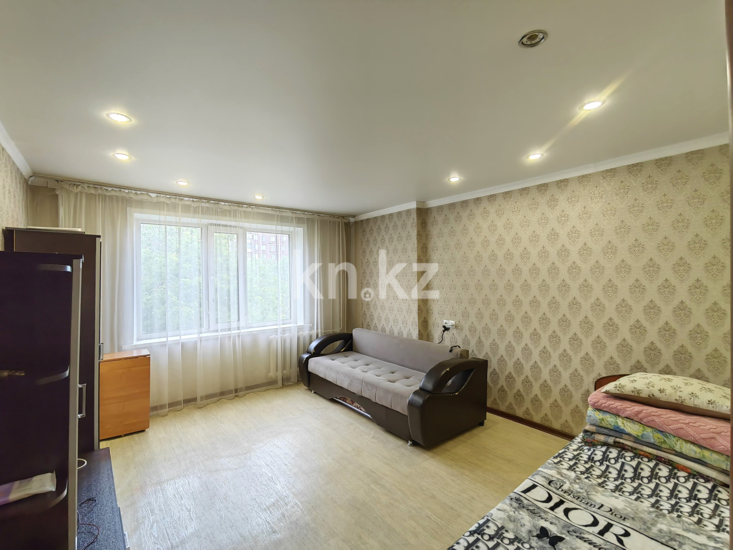 Продажа 1-комнатной квартиры, 34 м², пр. Бухар-жырау, дом  96 в Караганде - фото 2