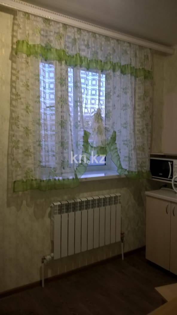 Аренда 1-комнатной квартиры, 40 м², ул. Байсеитовой, дом  10/1 в Астане - фото 2