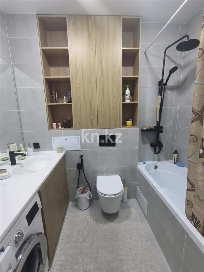 Продажа 2-комнатной квартиры, 72 м², ул. Дюсембекова в Караганде - фото 6