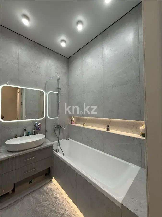 Продажа 3-комнатной квартиры, 100 м², ул. Бокейхана, дом  24 в Астане - фото 6