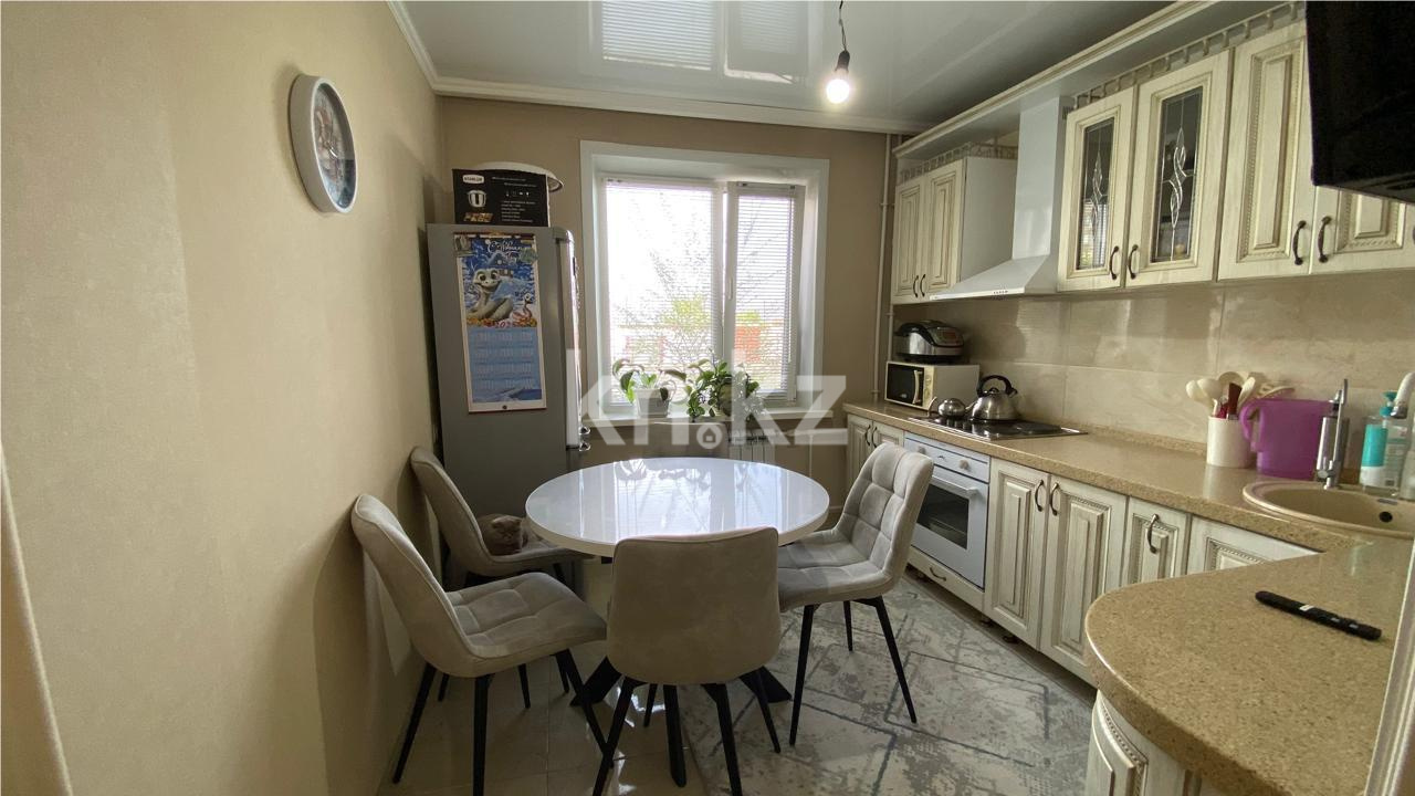 Продажа 3-комнатной квартиры, 62 м², мкр. Голубые Пруды в Караганде - фото 6