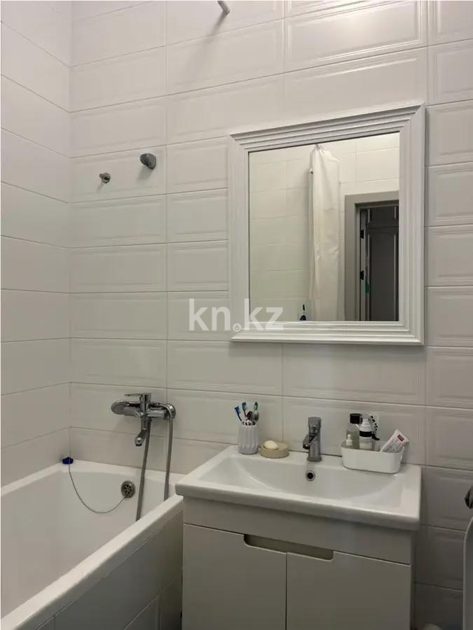 Продажа 3-комнатной квартиры, 59.5 м², ул. Туркестан, дом  14 в Астане - фото 3