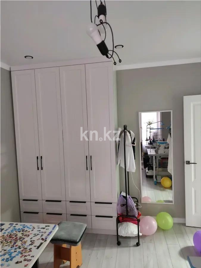 Продажа 4-комнатной квартиры, 130 м², ул. Сатыбалдина, дом  28/4 в Караганде - фото 3