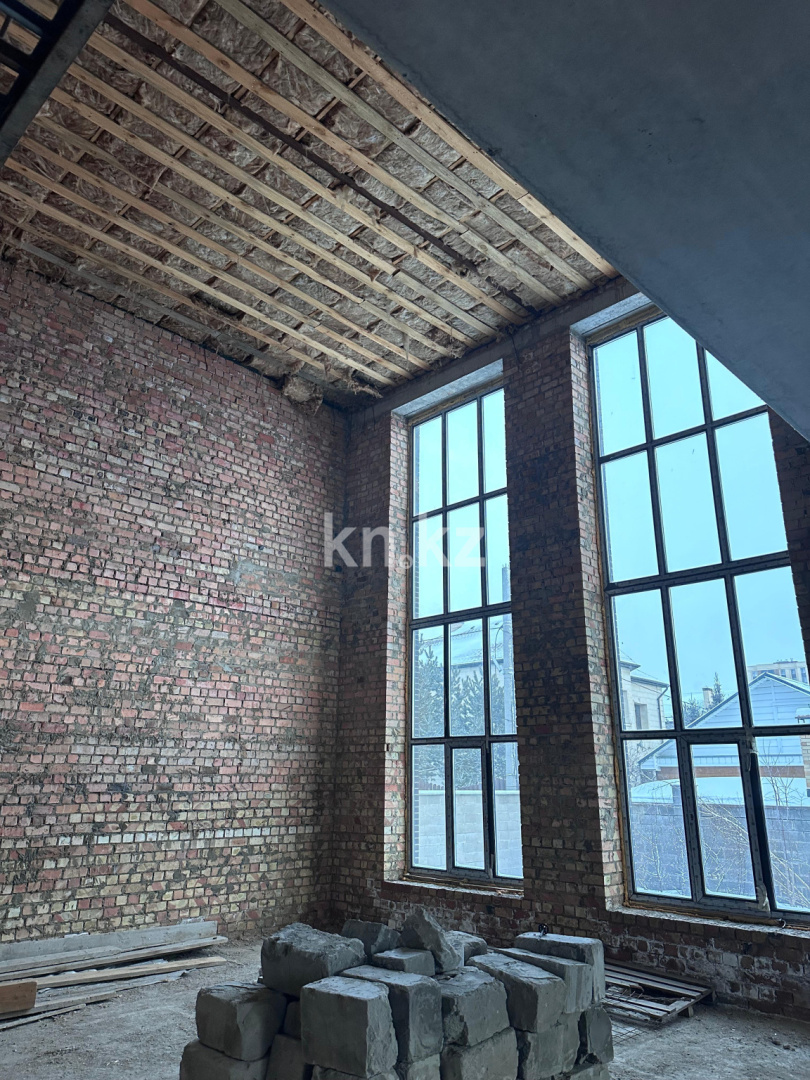Продажа 7-комнатного дома, 388 м² в Караганде - фото 10