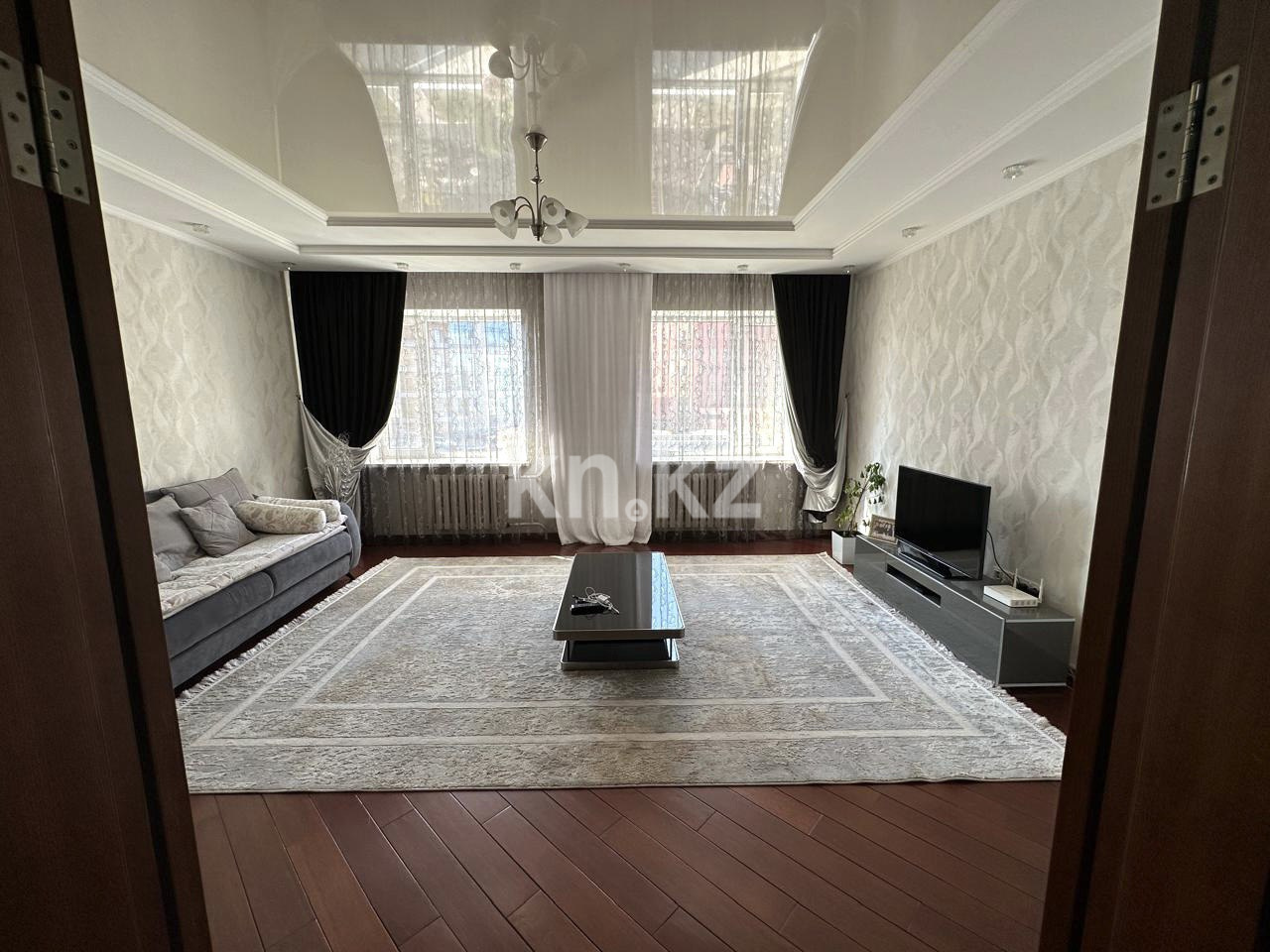 Аренда 3-комнатной квартиры, 136 м² в Астане - фото 8