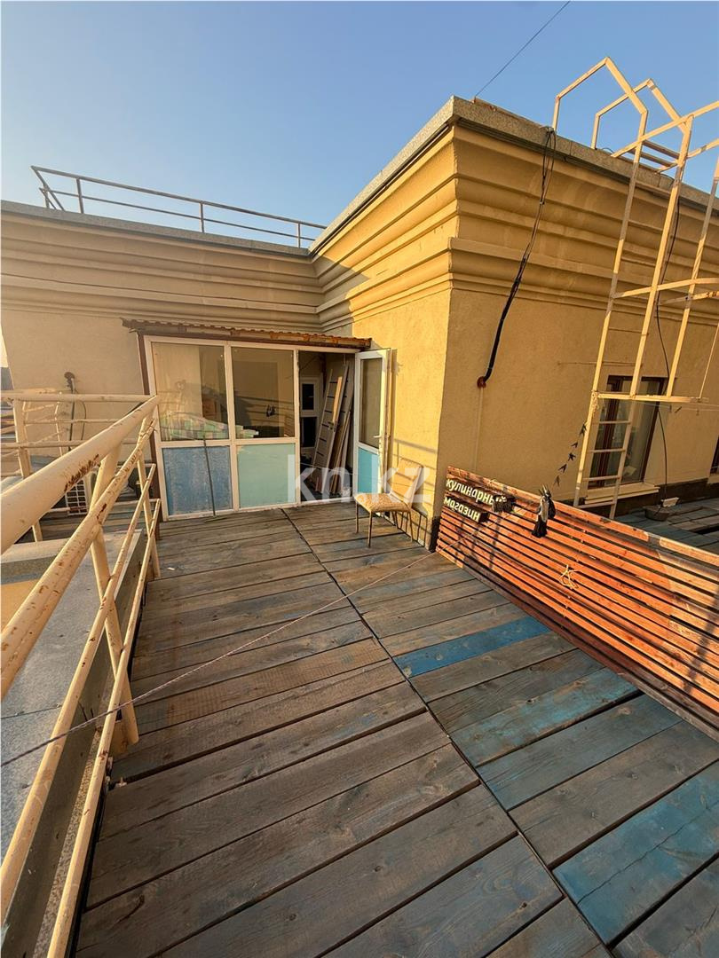 Продажа 2-комнатной квартиры, 46 м², ул. Туркестан в Астане - фото 10