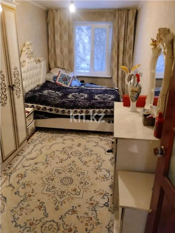 Продажа 3-комнатной квартиры, 60 м², мкр-н Аксай-3, дом  15 в Алматы - фото 2