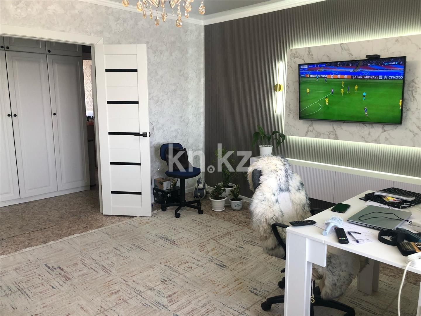 Продажа 3-комнатной квартиры, 69 м², мкр. Голубые Пруды в Караганде - фото 3