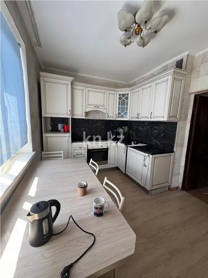 Продажа 3-комнатной квартиры, 65 м², мкр-н Аксай-1а, дом  13 в Алматы - фото 5