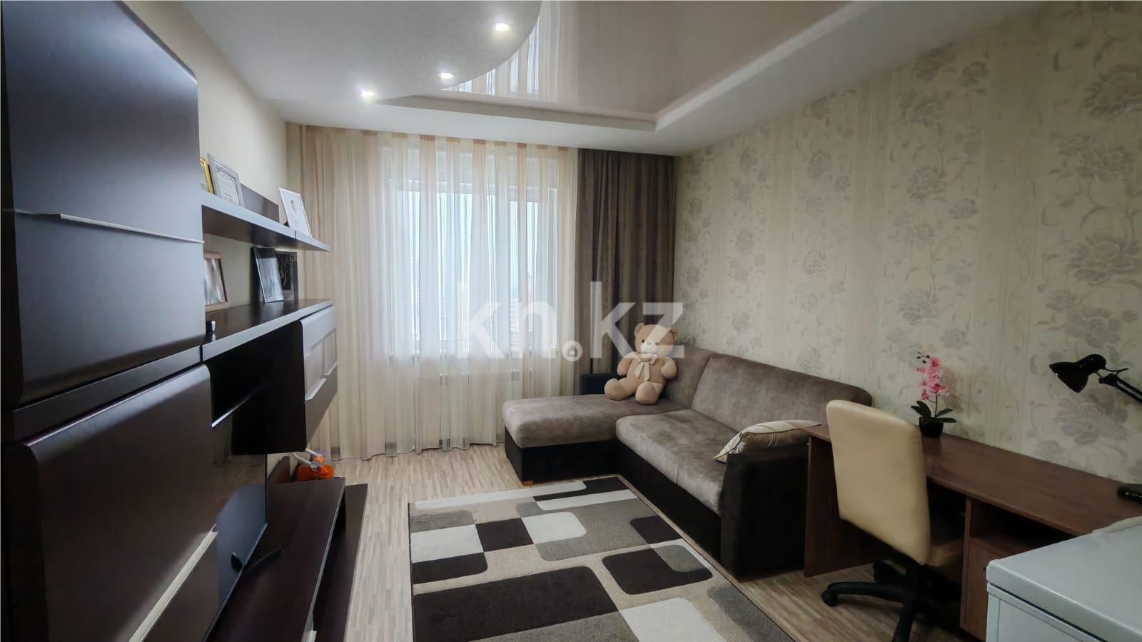 Продажа 3-комнатной квартиры, 90 м², пр. Шахтеров, дом  60 в Караганде - фото 11