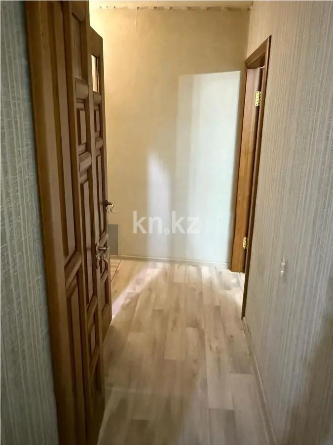 Продажа 1-комнатной квартиры, 42 м², ул. Дюсембекова, дом  63 в Караганде - фото 2
