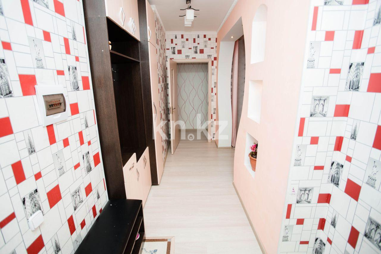 Аренда 1-комнатной квартиры посуточно, 45 м², пр. Кабанбай батыра, дом  40 - ул. Сыганак в Астане - фото 2