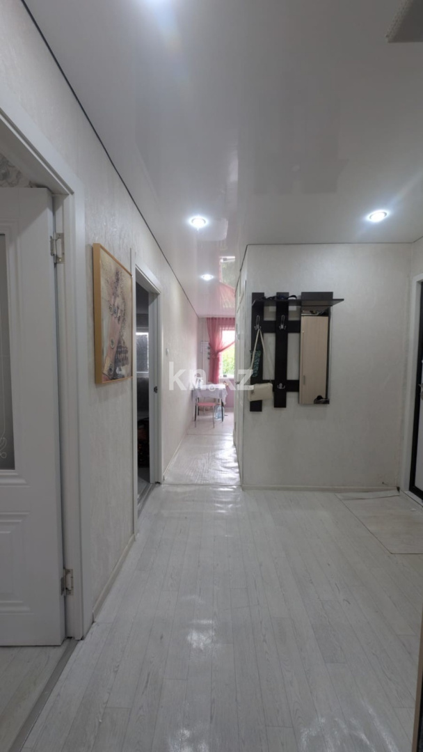 Продажа 3-комнатной квартиры, 63 м² в Уральске - фото 6