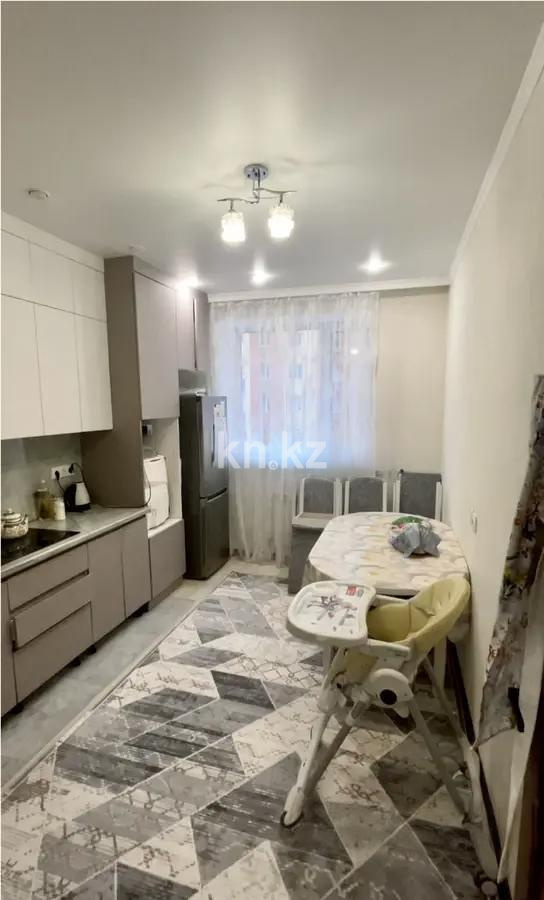 Продажа 1-комнатной квартиры, 39 м², ул. Кордай, дом  99 в Астане - фото 2