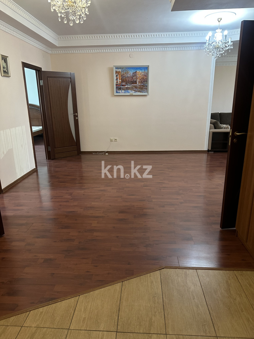Аренда 3-комнатной квартиры, 140 м², ул. Кунаева, дом  14 в Астане - фото 3