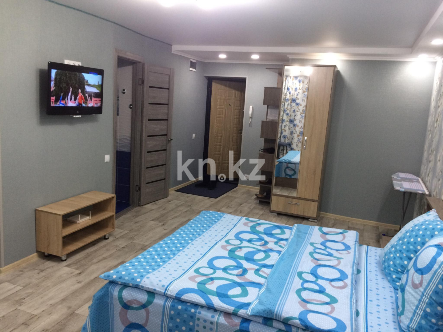 Аренда 1-комнатной квартиры посуточно, 40 м², пр. Ауэзова, дом  41 в Усть-Каменогорске - фото 9