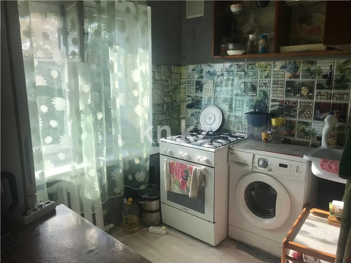 Продажа 3-комнатной квартиры, 59 м², мкр-н 21, дом  18 в Караганде - фото 4