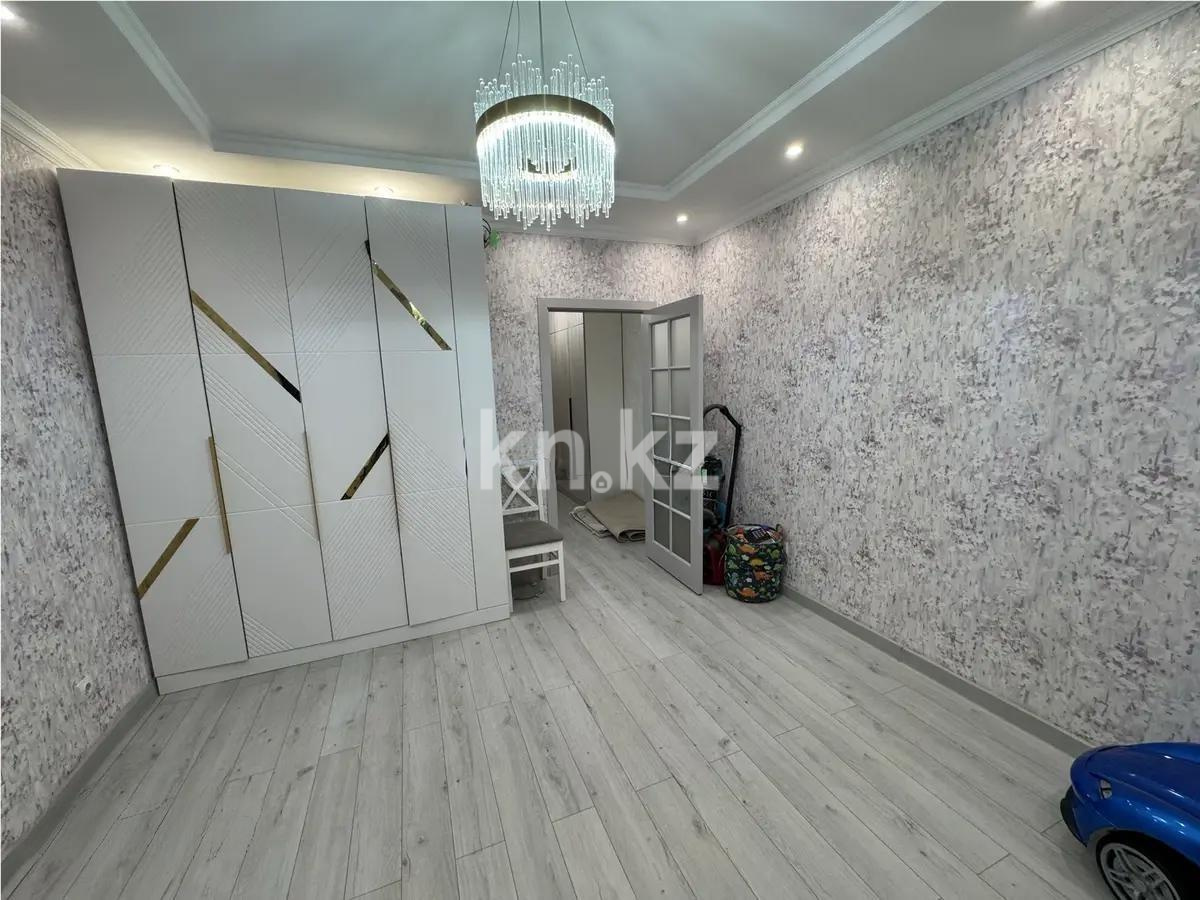Продажа 2-комнатной квартиры, 67 м², ул. Сатпаева в Астане - фото 4