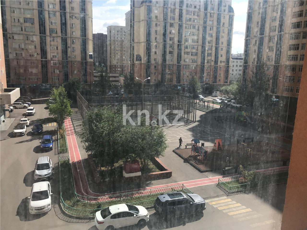 Продажа 3-комнатной квартиры, 100 м², ул. Габдуллина в Астане - фото 11