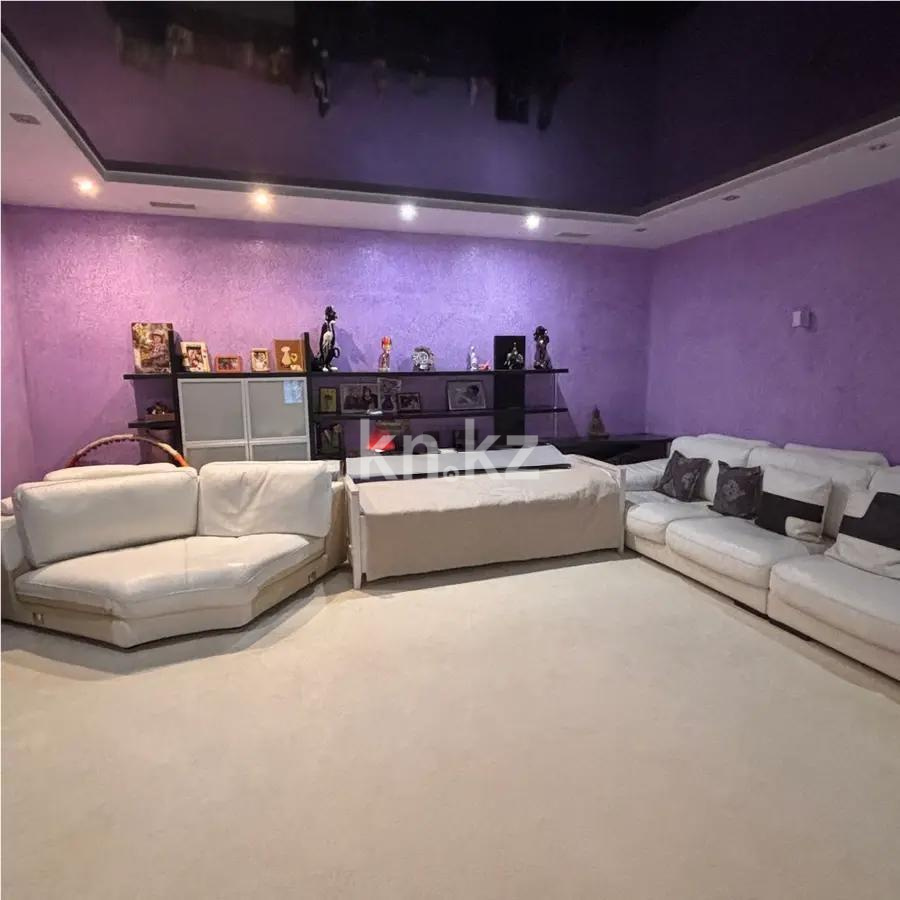 Продажа 5-комнатной квартиры, 230 м², ул. Мусабаева, дом  23 в Алматы