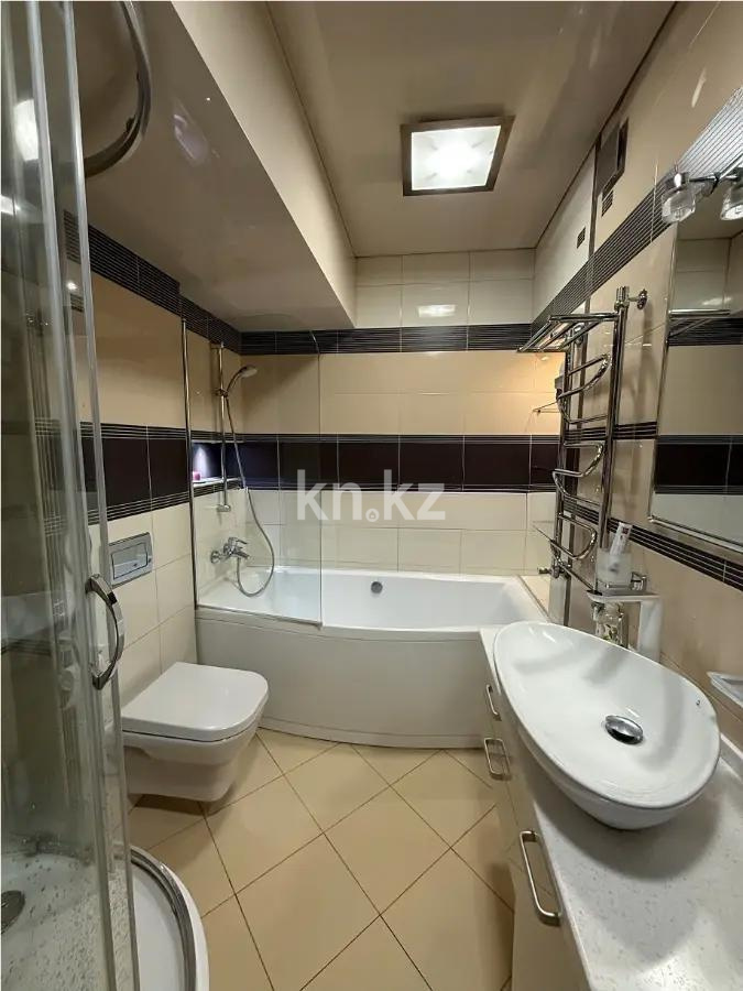 Продажа 3-комнатной квартиры, 76.8 м² в Алматы - фото 4