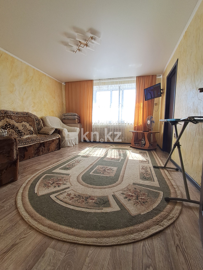 Аренда 2-комнатной квартиры посуточно, 40 м², ул. Дюсембекова, дом  3 в Караганде