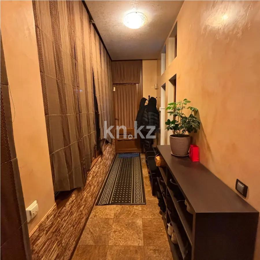 Продажа 5-комнатной квартиры, 230 м², ул. Мусабаева, дом  23 в Алматы - фото 11