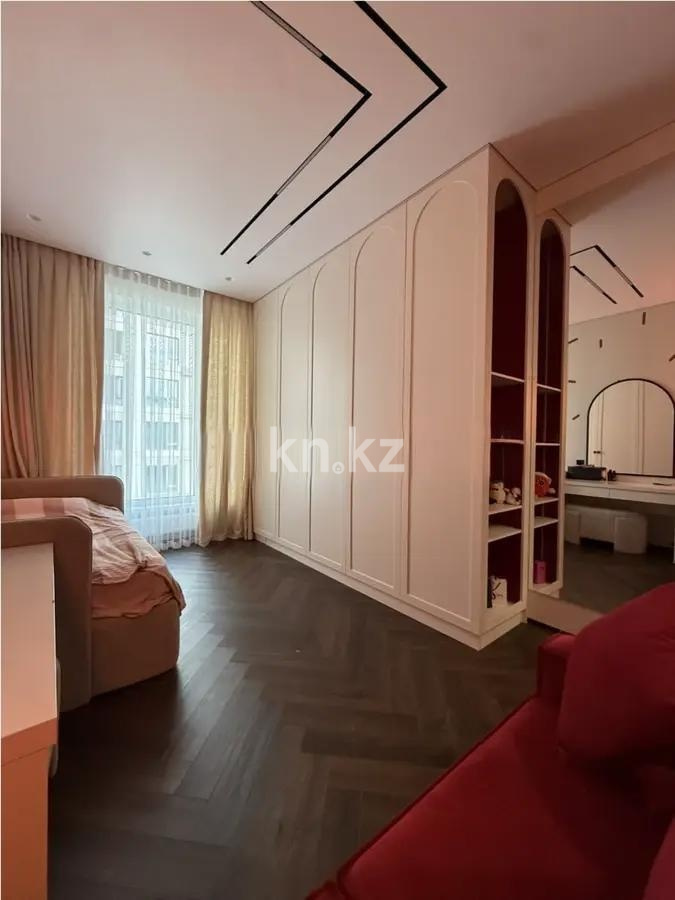 Продажа 4-комнатной квартиры, 140 м² в Алматы - фото 3