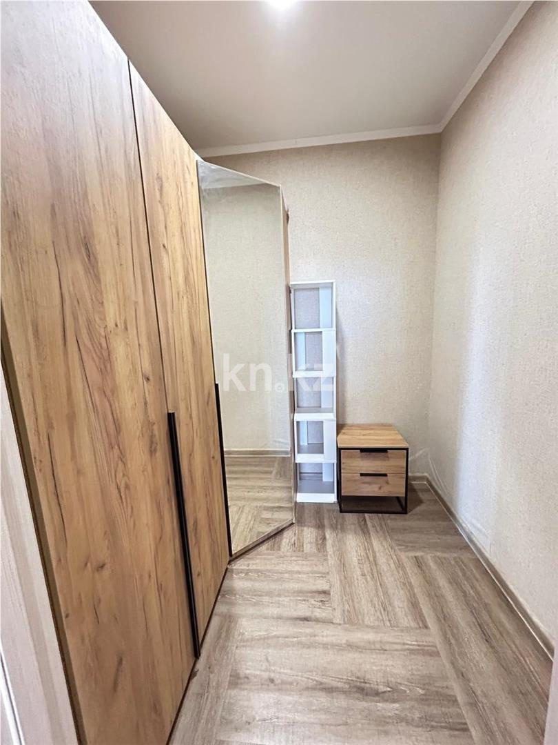 Продажа 2-комнатной квартиры, 65 м², ул. Алиханова, дом  37/4 в Караганде - фото 7