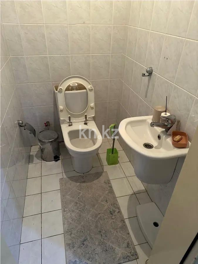 Продажа 3-комнатной квартиры, 73 м², пр. Богенбай батыра, дом  30 в Астане - фото 4