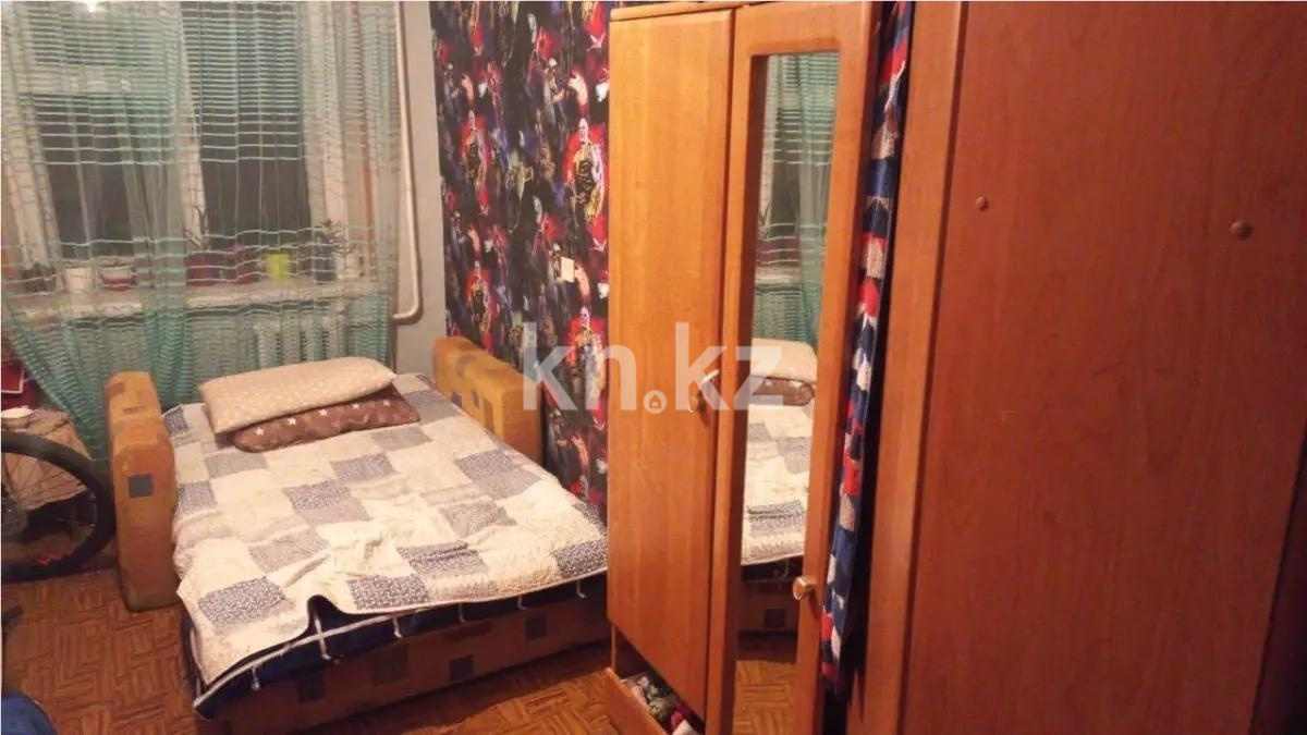 Продажа 3-комнатной квартиры, 58 м², пр. Бухар-жырау, дом  77 в Караганде - фото 3