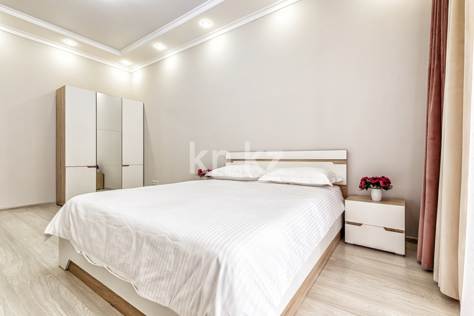 Аренда 1-комнатной квартиры посуточно, 40 м², ул. Анет баба, дом  11 - ул. Мухамеджанова в Астане - фото 3