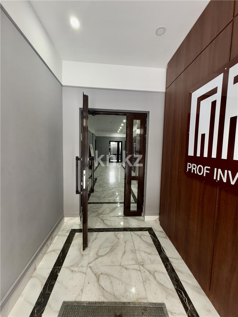 Продажа 3-комнатной квартиры, 87 м², ул. Жанибекова, дом  53 в Караганде - фото 2