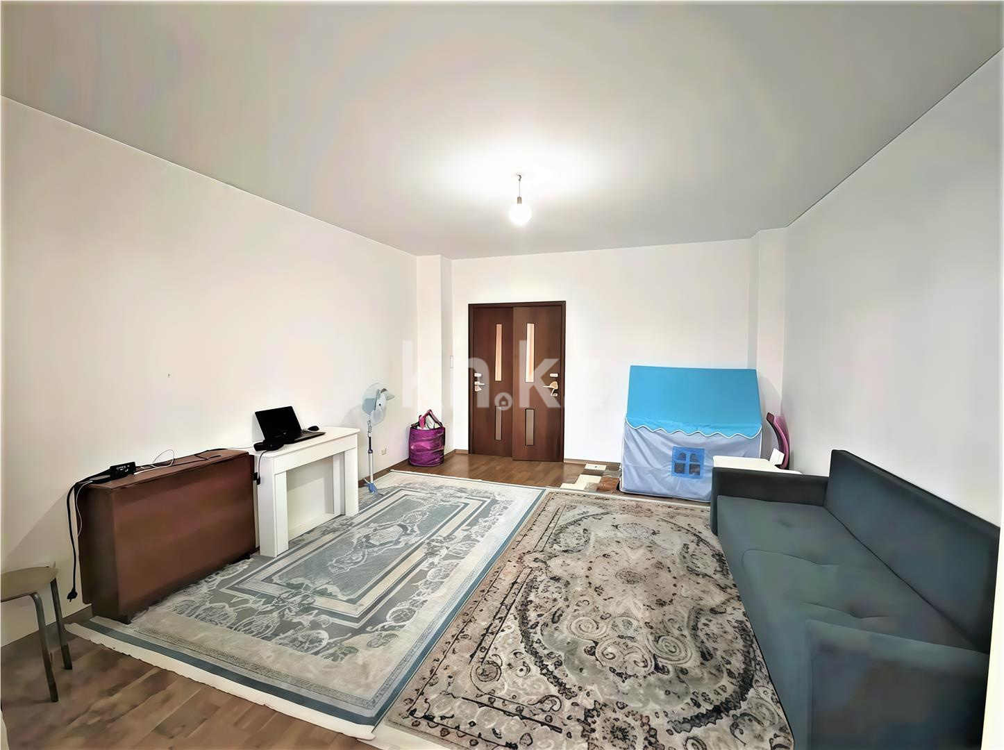 Продажа 2-комнатной квартиры, 67 м², ул. Момышулы, дом  28 в Караганде - фото 2