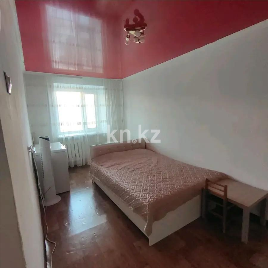 Продажа 3-комнатной квартиры, 63 м², ул. Керамическая, дом  82 в Караганде - фото 3