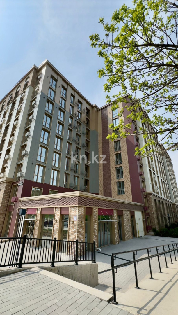 Продажа 3-комнатной квартиры, 117 м², пр. Байдибек би, дом  113/10 в Шымкенте