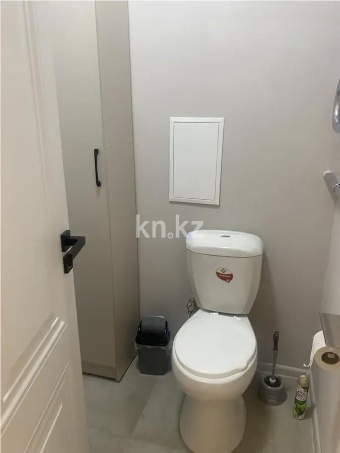 Продажа 3-комнатной квартиры, 107 м², пр. Абылай хана, дом  74 в Алматы - фото 6