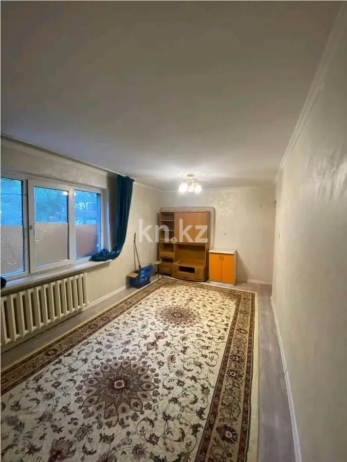 Продажа 1-комнатной квартиры, 32 м², 5 мкр., дом  15 в Алматы - фото 2