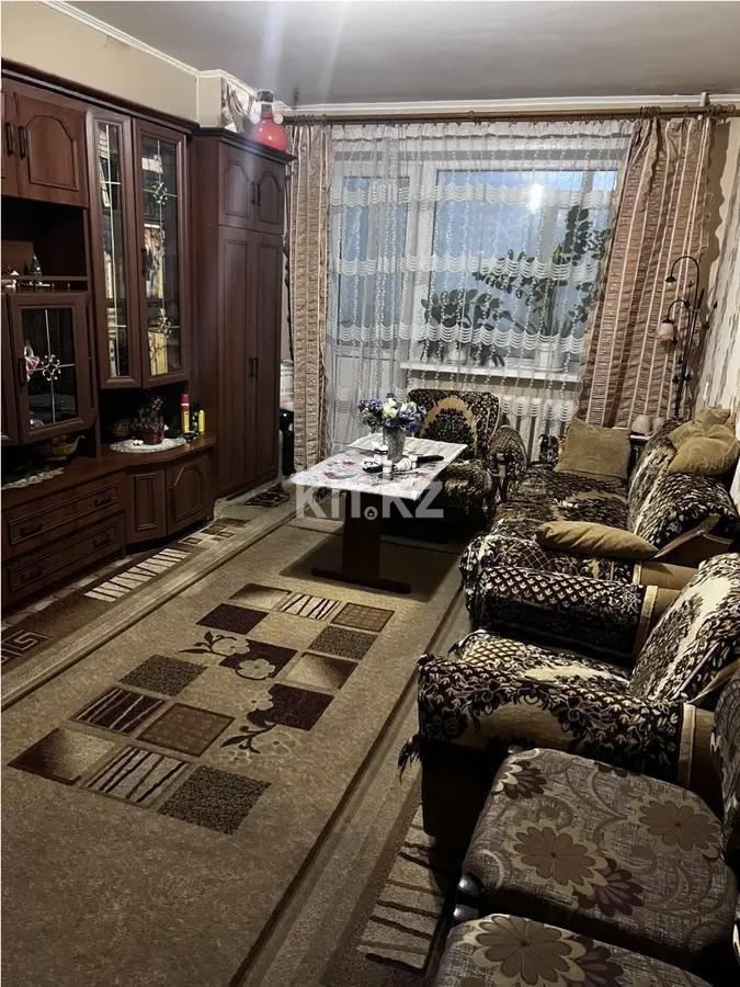 Продажа 3-комнатной квартиры, 61 м², 14 мкр., дом  4а в Караганде