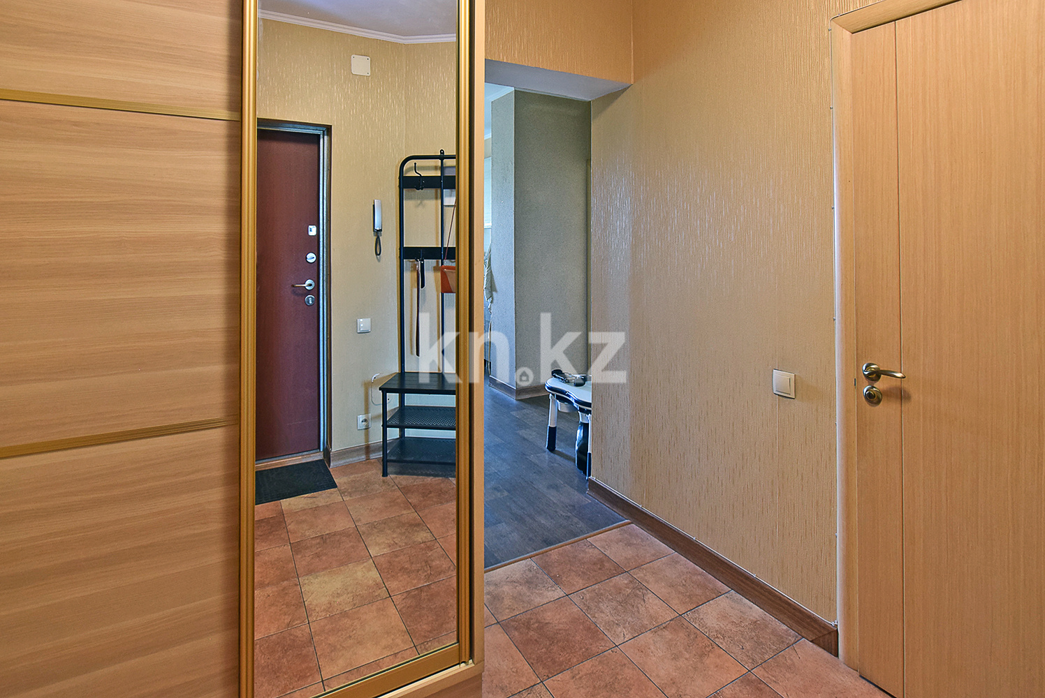 Продажа 2-комнатной квартиры, 74.6 м², мкр-н 1, дом  26а в Алматы - фото 7