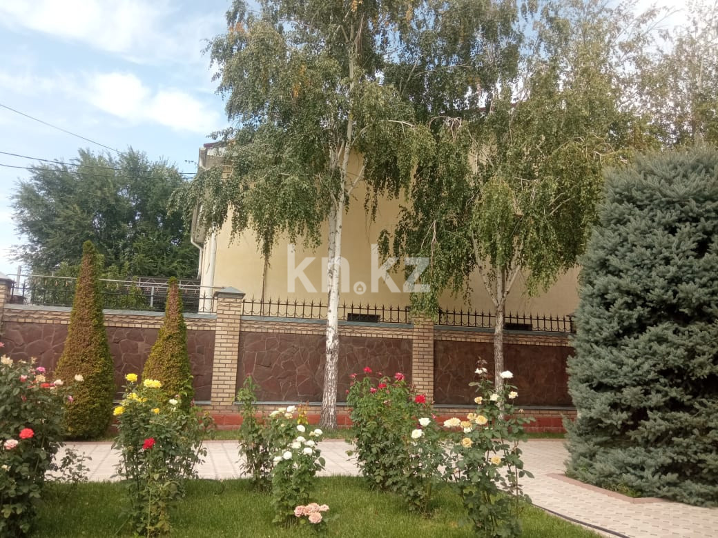 Продажа 7-комнатного дома, 300 м², Попова, дом  58 в Таразе - фото 2