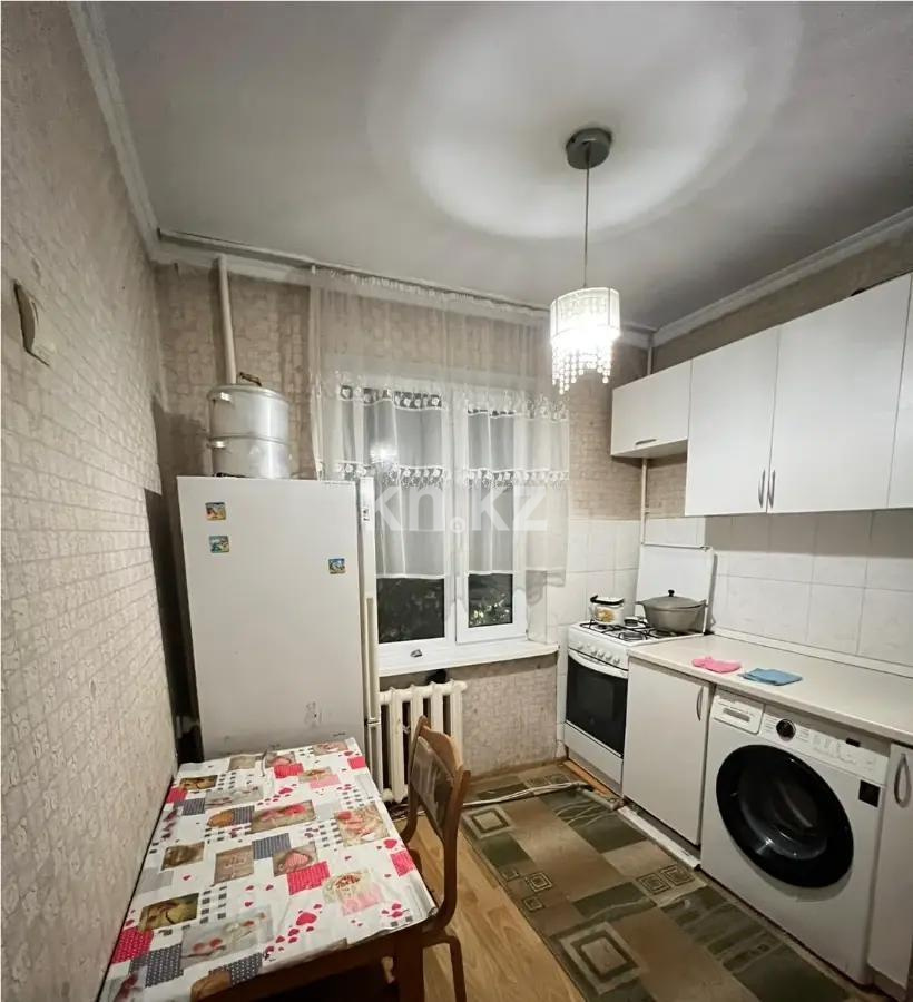 Продажа 2-комнатной квартиры, 45 м², 8 мкр., дом  37 в Алматы - фото 3