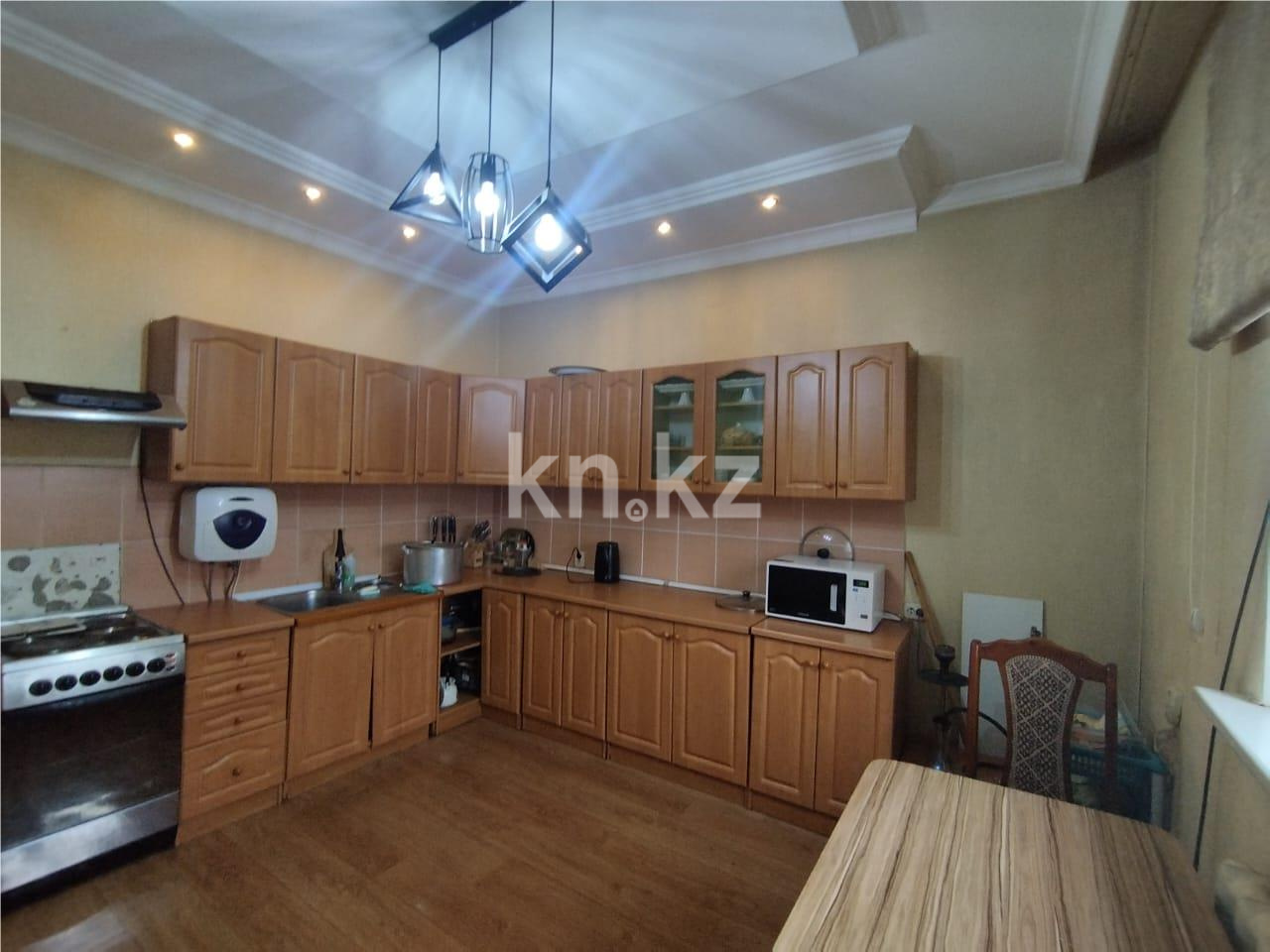 Продажа 7-комнатного дома, 250 м² в Караганде - фото 16