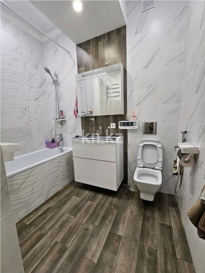 Продажа 4-комнатной квартиры, 127 м², ул. Жилой район 1, дом  8 в Караганде - фото 7