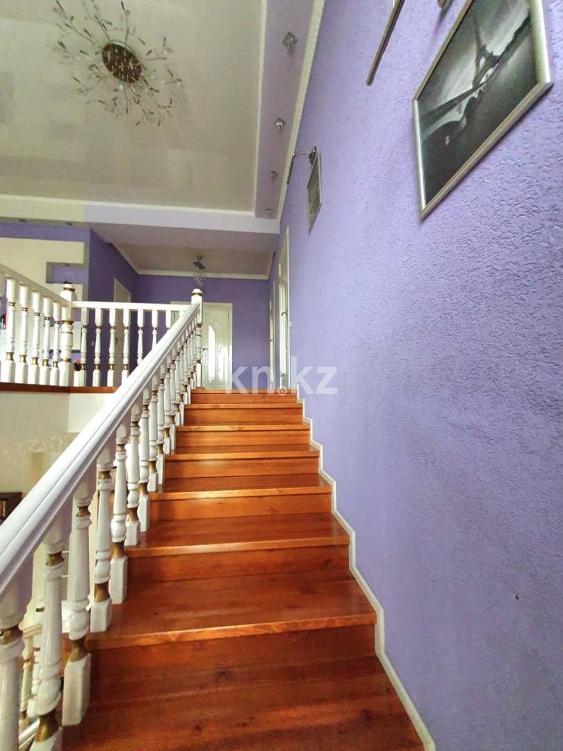 Продажа 6-комнатного дома, 428 м², ул. Ермекова в Караганде - фото 4