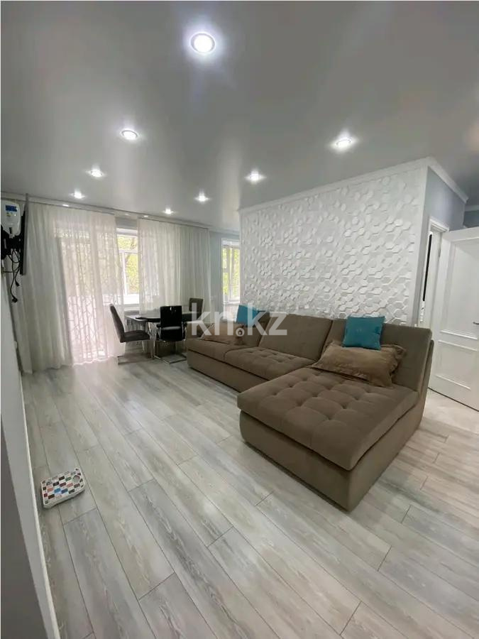 Продажа 3-комнатной квартиры, 59 м², ул. Воинов-Интернационалистов в Караганде - фото 2